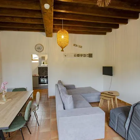 Le Du Chateau 1 Crespy-le-Neuf