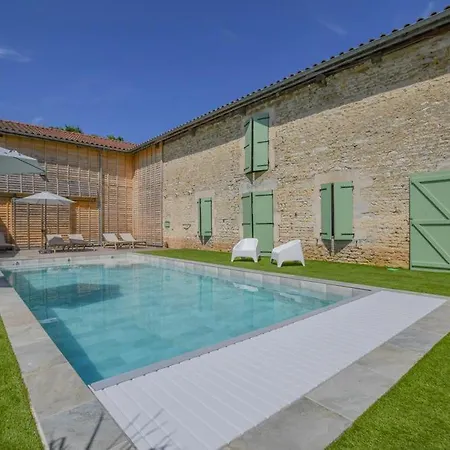 Le Du Chateau 1 Сasa de vacaciones *